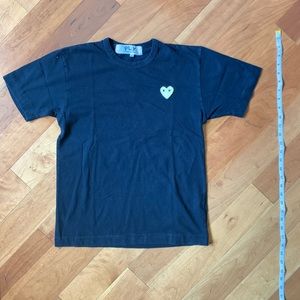 Play Comme des Garçons Black Tee with Gold Heart
